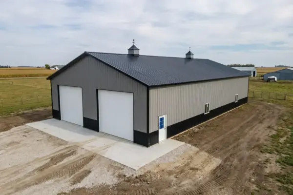 60x104x16 Ag Building